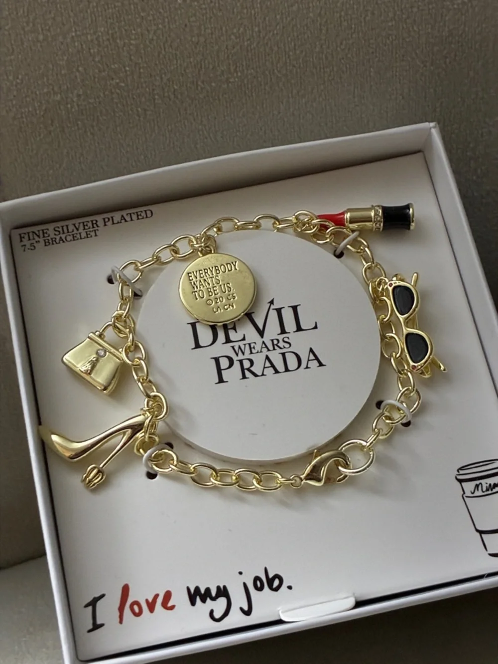 24HR DROP ⬇️ The devil wears Prada charm bracelet - Picture 5 of 9